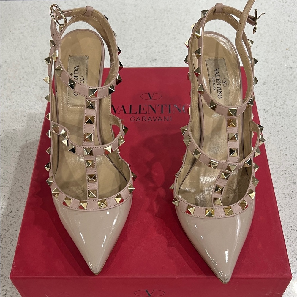 Valentino Garavani Nude Studded Heels